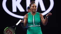 Serena Williamsová vyradila Halepovú. Rumunka príde o post svetovej jednotky