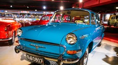 Stála ako 31 platov, ľudia na ňu napriek tomu čakali v poradovníkoch. Legendárna „Embéčka“ oslavuje okrúhle výročie