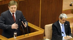 Dzurinda poriadne kritizoval Fica