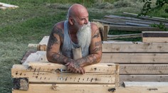 Laco vo vážnych problémoch: Vráti sa ešte na Farmu?
