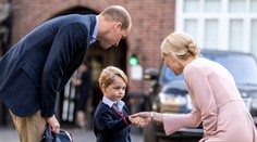 Princ George šiel prvýkrát do školy bez mamy. Kate Middleton musela ostať doma