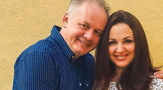 Andrej Kiska sa stane päťnásobným otcom. Ukázal manželkino rastúce bruško