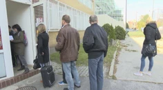 Cestujúcim MHD v Bratislave praskli nervy. Bez peňazí aj bez karty