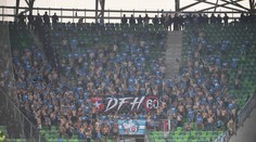 Odmena za vernosť. Fanúšikovia Slovana môžu ísť so  vstupenkou na Ferencváros i na Trenčín