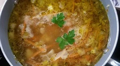 RECEPT NA DNES: Sviatočná kuracia polievka