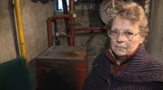 Chudobná dôchodkyňa túži po peci. Deti o ňu nemajú záujem a dom sa jej rozpadáva