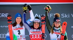 Skvelá Vlhová vyhrala obrovský slalom v Taliansku spolu s Brignoneovou