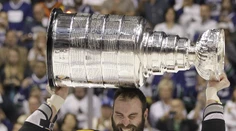Podľa bookmakerov sú favoriti Chárovci z Bostonu
