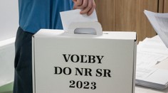 Strany súperili aj o milióny eur zo štátneho príspevku. Výpočty ukázali, o koľko si prilepšia