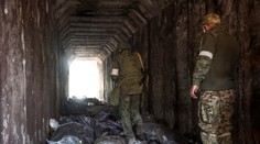 Z príchodu jari v Mariupole nemá nikto radosť. Nepochované telá obetí vojny sa začínajú rozkladať