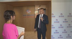 Boris Kollár odštartoval prehliadku centrály na nečakanom mieste. Sme rodina má vo voľbách č. 13