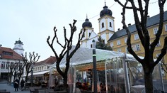 Zákaz vychádzania začne platiť v sobotu, kostoly a lyžiarske strediská zostanú otvorené