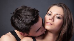 Ako môže prvý sex v skorom veku poznačiť aj vašu dcéru