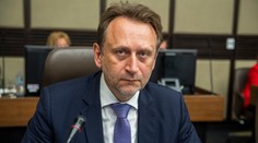 Vlčan odchádza z funkcie. Prezidentka avizuje, že o ďalšom postupe rozhodne na budúci týždeň