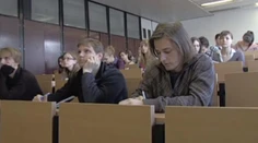 Takúto sumu ponúka vláda za návrat absolventov na Slovensko