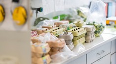 Po pečive si priplatíme aj za vajíčka. Pod ich vyššiu cenu sa podpísali dva faktory