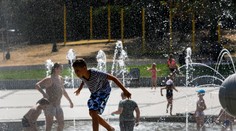 Do konca týždňa zmenu počasia nečakajte. Bude horúco, hrozia aj búrky