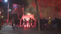 Demonštrácie, blokády ciest aj prestrelky. Napätie medzi Srbskom a Kosovom stúpa