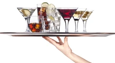 Viete, aký je rodiel medzi aperitívom, digestívom a alkoholom k jedlu?
