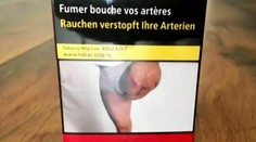 Muž zostal v šoku: Fotografiu svojej amputovanej nohy našiel na balíčku s tabakom