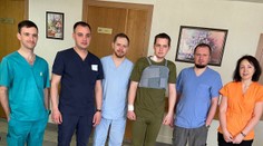 Lekári vyoperovali vojakovi z bijúceho srdca guľku. Napriek tomu sa chce po zotavení vrátiť na front