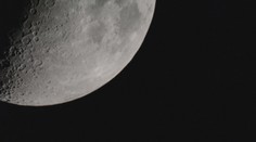 Ojedinelý prírodný úkaz: Počas zatmenia vrazil do Mesiaca meteoroid
