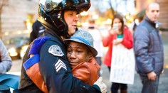 Jediná fotka z rasových protestov zasiahla do sŕdc milióny ľudí