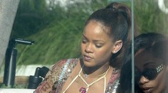 Rihanna nikoho nešetrila. Na obdiv vystavila svoje prednosti