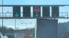 Obrovská kolóna pred Mostom Lafranconi. Po dvoch nehodách kolabovala v hlavnom meste doprava