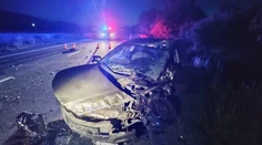 Tragická nočná nehoda pri Vranove nad Topľou. Zrážka kamióna s autom si vyžiadala jednu obeť