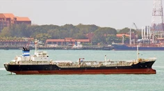 Piráti uniesli na západe Afriky ropný tanker