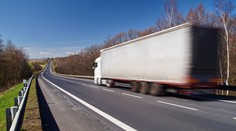 Poľskému kamiónu sa uvoľnili kolesá, vodiča odsúdili za zabitie troch ľudí