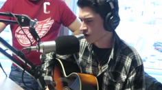 Mladík šokoval svojím hlasom. Má len 16 rokov a spieva ako "Kráľ"