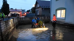 Hrozná spúšť po daždi v Bystranoch: Zaplavilo pivnice, záhrady aj kultúrny dom