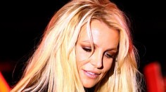 Britney Spears na deň opustila liečebňu. Pohľad na ňu priam bolí