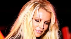 Britney Spears na deň opustila liečebňu. Pohľad na ňu priam bolí