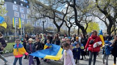 Ukrajinské matky si pochodom v Bratislave pripomenuli obete vojny