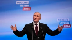 Putin prijíma gratulácie. Volebná účasť dosiahla rekordnú úroveň