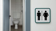 V Česku pribúdajú transgender študenti. Niektoré školy im zriadili špeciálne toalety