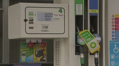 Britov chytá panika, vykúpili benzín a naftu na takmer všetkých pumpách