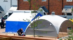 Predmetov kontaminovaných novičkom môže byť viac, oznámila britská polícia