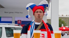 UEFA zrušila kritizovaný zákaz: Na štadióny sa od novej sezóny vracia pivo