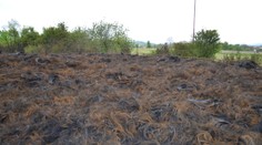 Podpálil 300 ton pneumatík a spôsobil desaťtisícové škody: Len preto, aby sa mohol pozerať