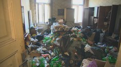 Hrozné, v akom byte žil 45-ročný muž. Susedia ten zápach už nemohli zniesť