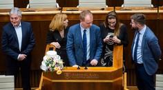 Poslanci okolo Beblavého pokračovali  blokovaní schôdze aj cez noc