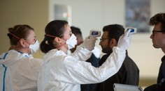 Slovák, ktorý sa v Rakúsku stretol s kolegom nakazeným koronavírusom, nie je chorý