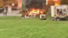 Požiar zachvátil dom na východe Slovenska. Muž (70) zachránil svoju mamu na vozíčku, sám skončil v nemocnici