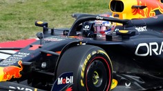 Verstappen ovládol Japonsko a Red Bull má double