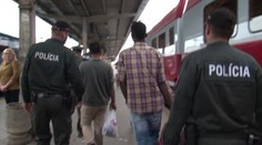 Slovenskí policajti zadržali cez víkend desiatky migrantov