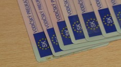 Sľubujú, že vám vybavia vodičák. Podvodníci to skúšajú cez známu aplikáciu